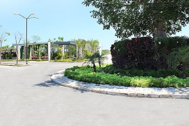 TERRENO EN VENTA EN MERIDA, YUCATAN EN PRIVADA YAXLUM, CONKAL - foto 1