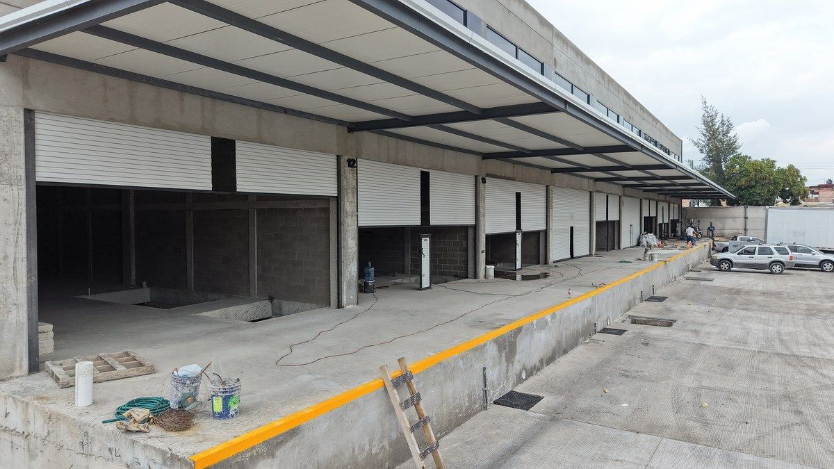 Galpão comercial em Lomas de Zapopan, Zapopan, foto 2 de 15