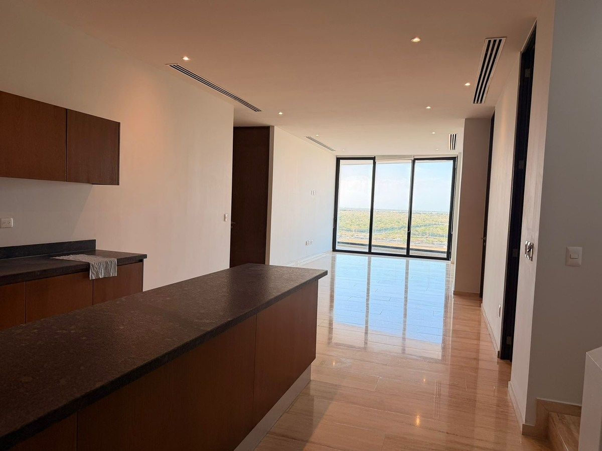 Penthouse en Town Square, foto 1 de 18