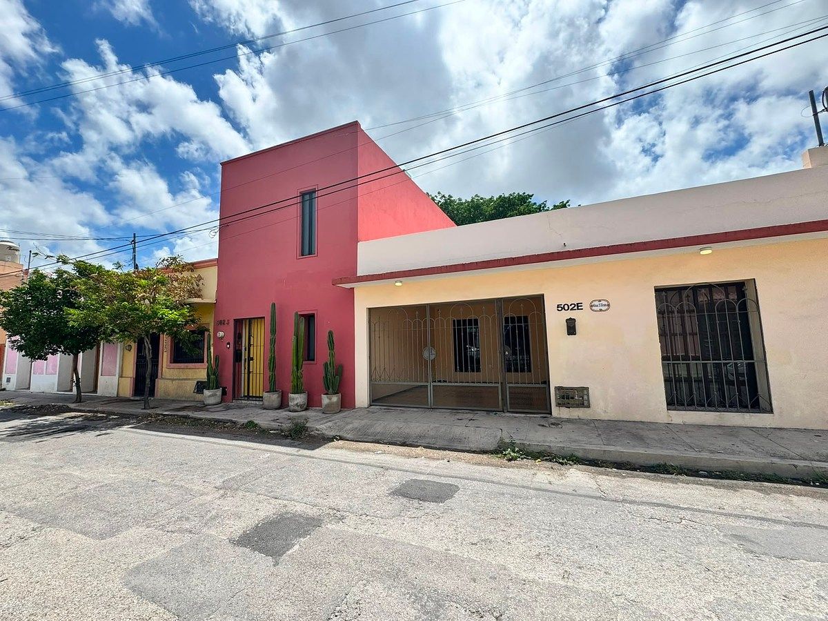 CASA VENTA EN EL CENTRO DE MÉRIDA DE 3 RECAMARAS CON ALBERCA Y COCHERA, foto 1 de 21