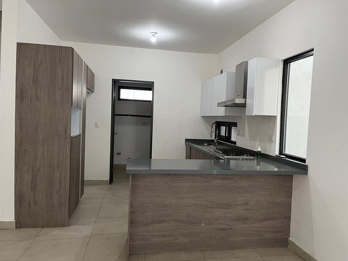 House in Cumbres Platinum, Monterrey, photo 4 of 22