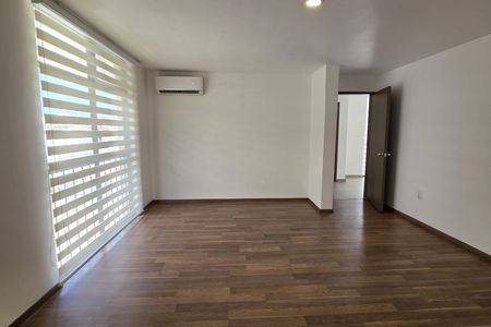 DEPARTAMENTO EN VENTA TOTALMENTE REMODELADO