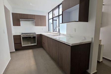 DEPARTAMENTO EN VENTA TOTALMENTE REMODELADO