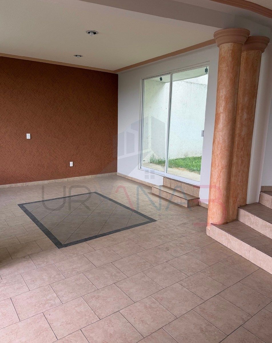 House in Faldas Del Punhuato, Morelia, photo 2 of 10