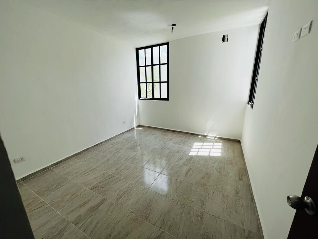 Departamento sin amueblar de 2 recámaras dentro de privada (CTO), foto 1 de 17