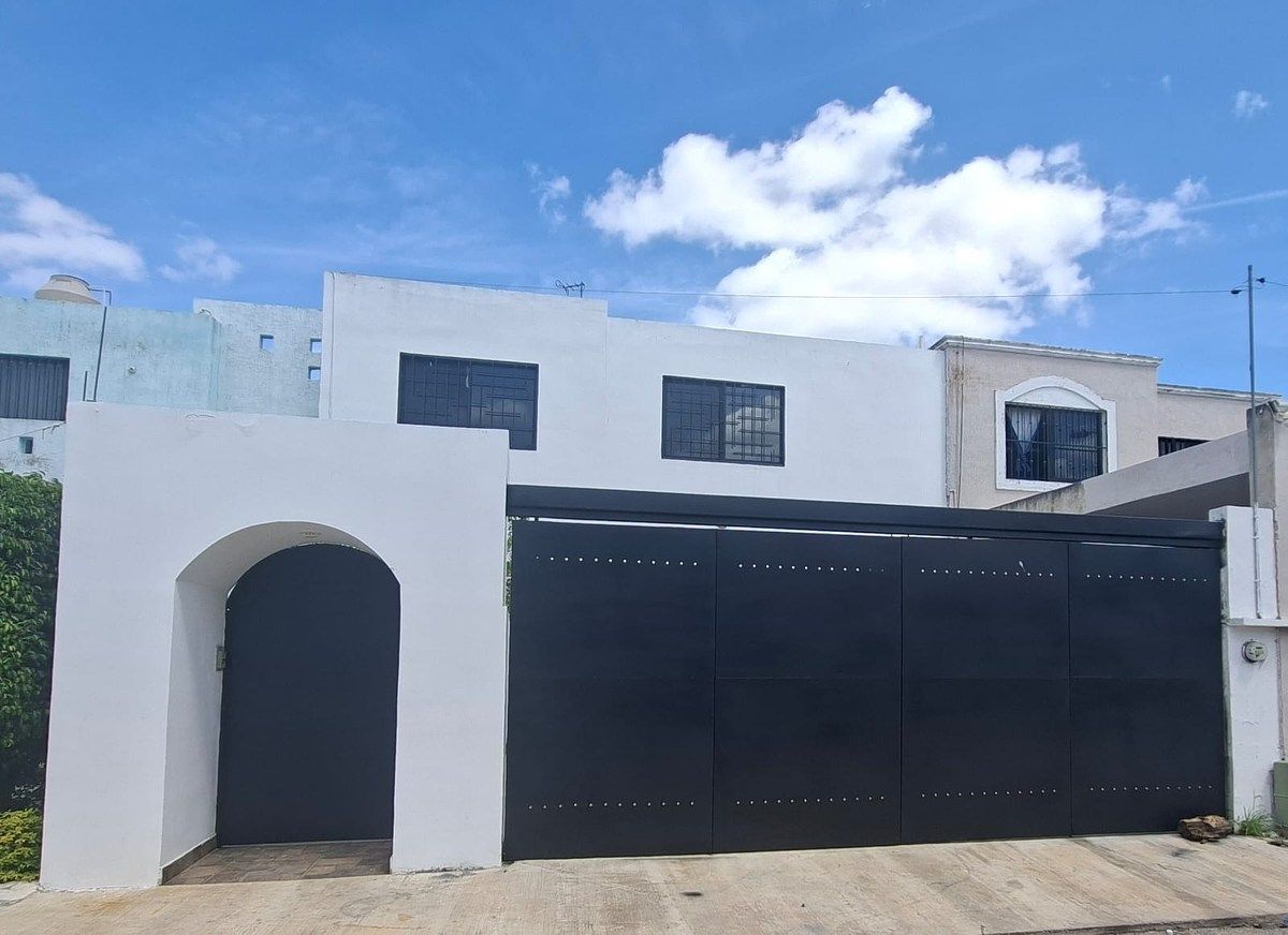 Casa remodelada en venta en Paraíso Maya, Altabrisa, photo 1 of 26
