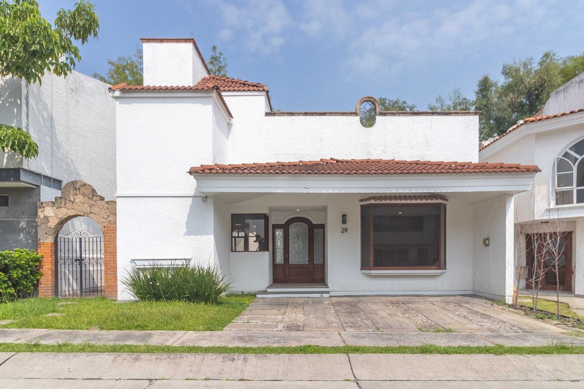 Casa en Venta de una Sola Planta en Callejon del Parque, foto 1 de 24