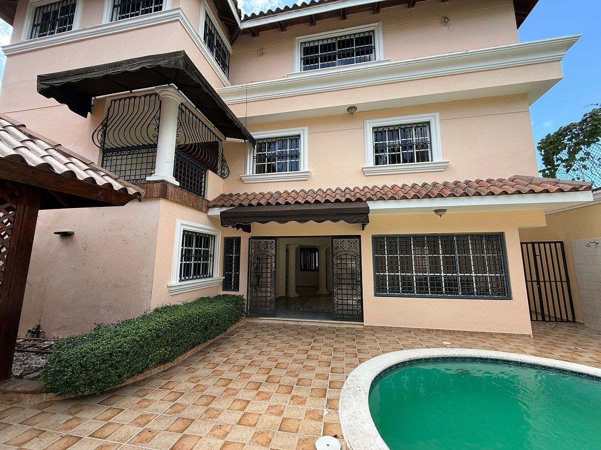 Vendo Casa en Isabel Villas, foto 1 de 38