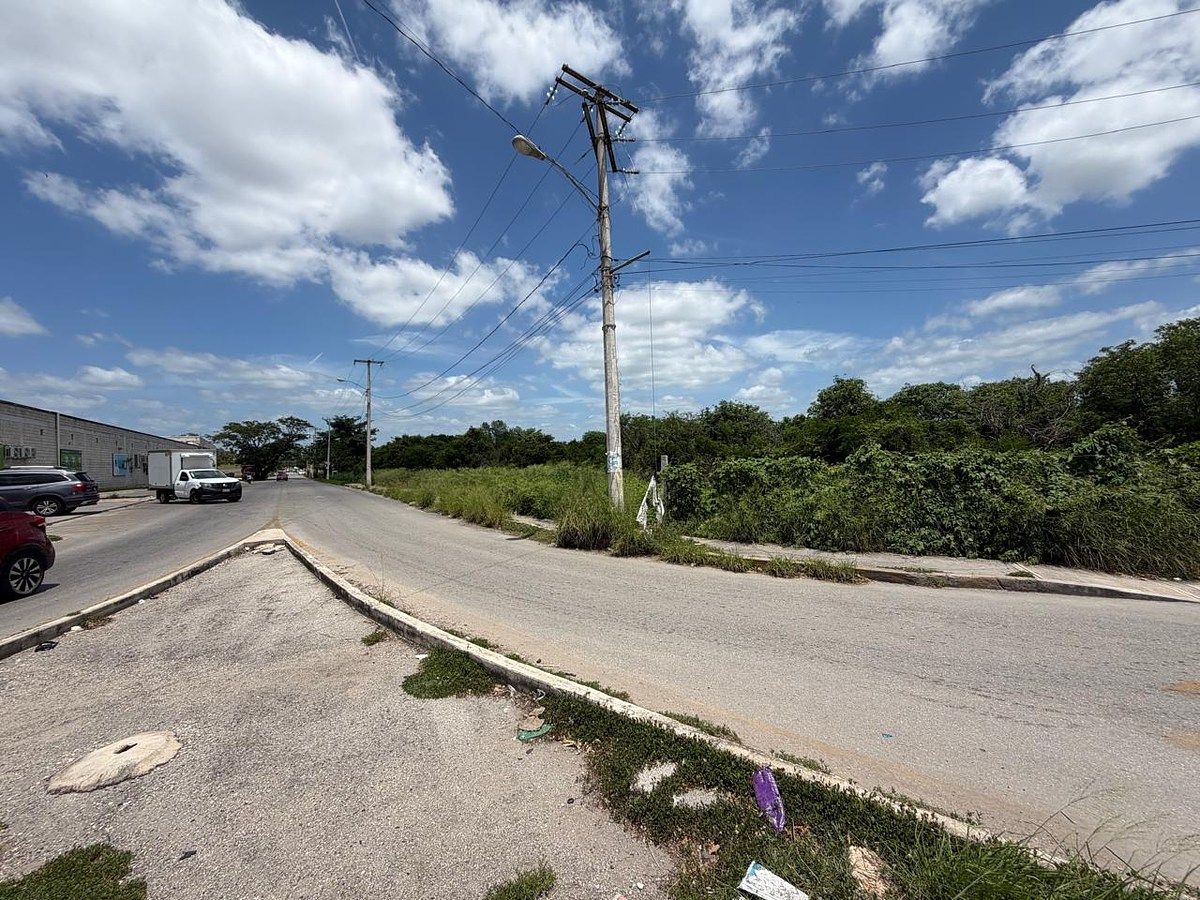Lote comercial em Salvador Alvarado Sur, Mérida, foto 5 de 9
