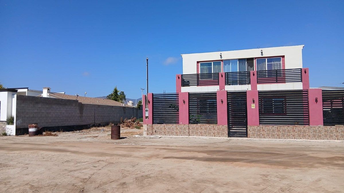 House in Las Brisas, Ensenada, photo 2 of 26