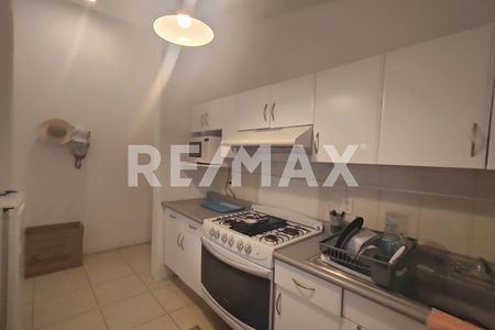 DEPARTAMENTO EN RENTA EN CORREGIDORA QUERETARO (ATRÁS DE LA COMER PUEBLO NUEVO