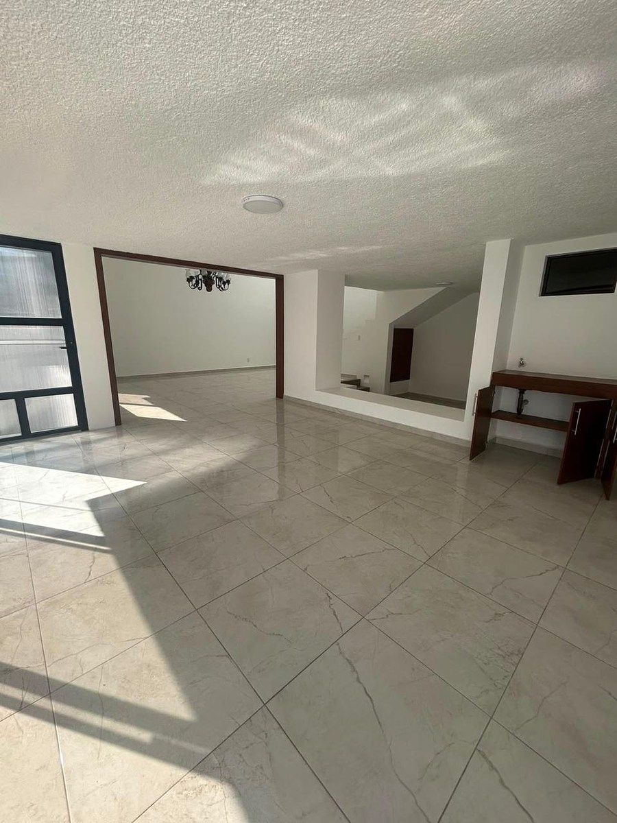 Casa en El Palomar, Tlajomulco de Zúñiga, foto 4 de 12