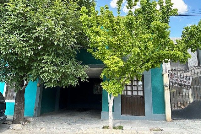 Amplia Casa en VENTA en Mirasierra primer sector