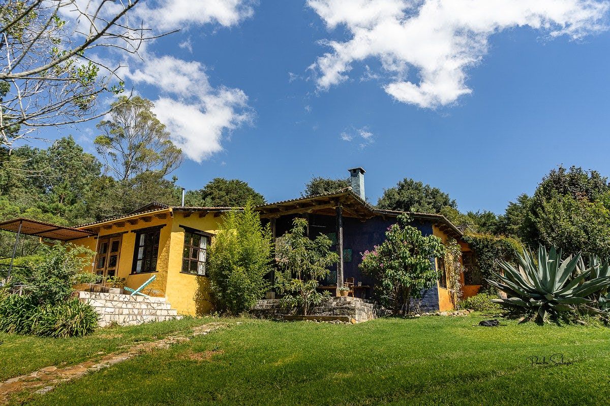 Casa residencial campestre, Circuito Las Peras, Rancho San Francisco