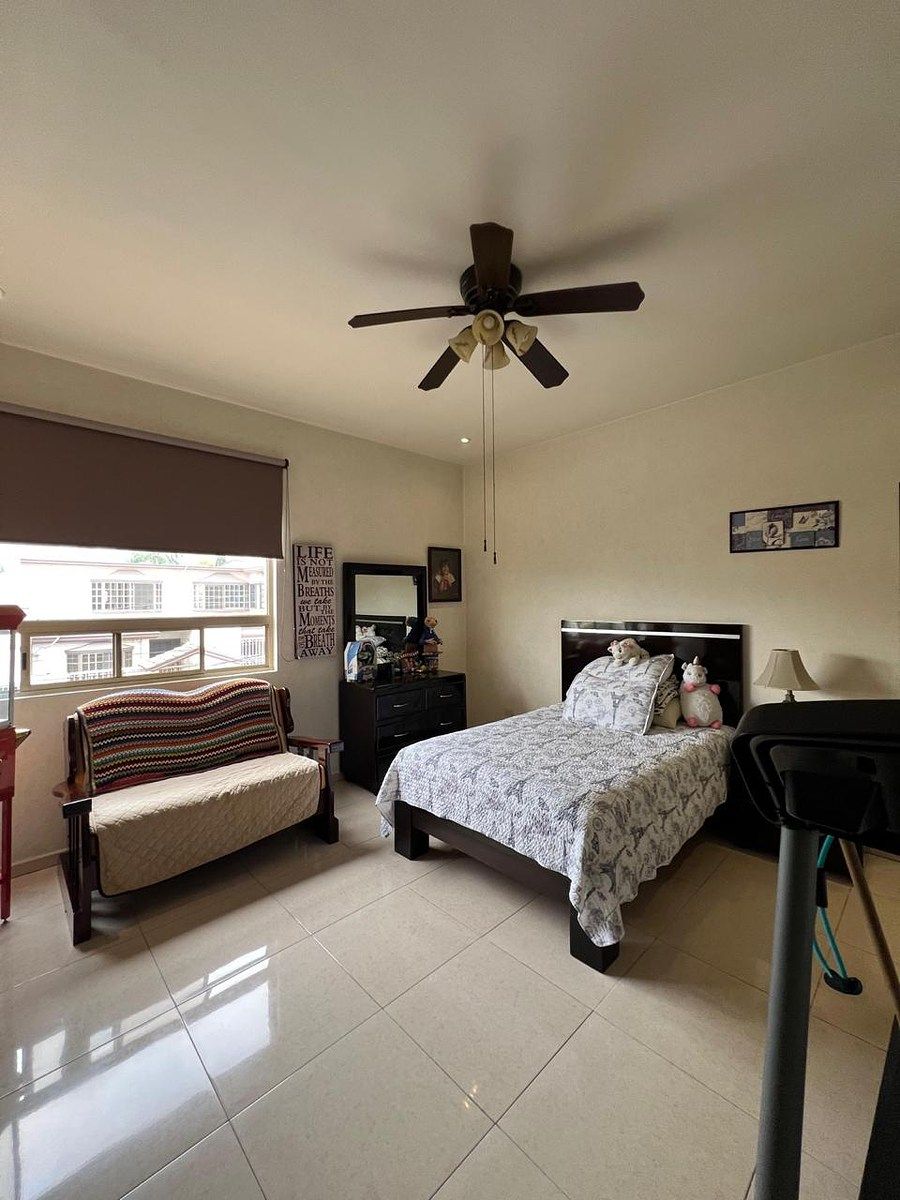 House in Las Cumbres 3 Sector, Monterrey, photo 25 of 29