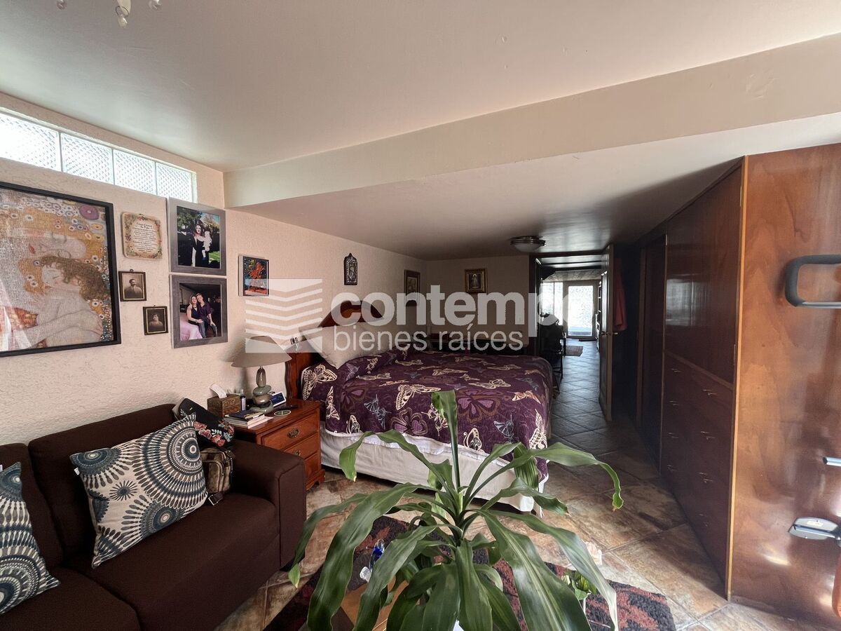 House in Ciudad Satélite, Naucalpan de Juárez, photo 2 of 16