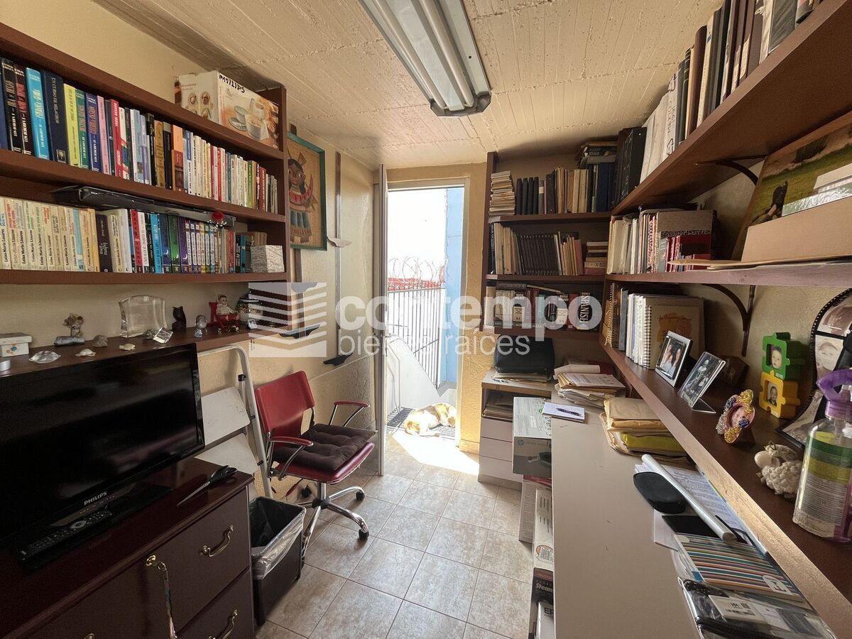 House in Ciudad Satélite, Naucalpan de Juárez, photo 6 of 16