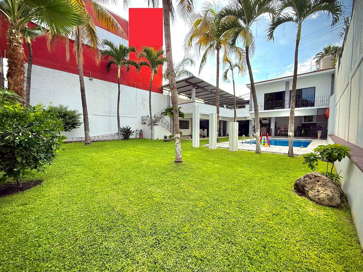 CASA EN VENTA AV. PRINCIPAL BRISAS, photo 1 of 23