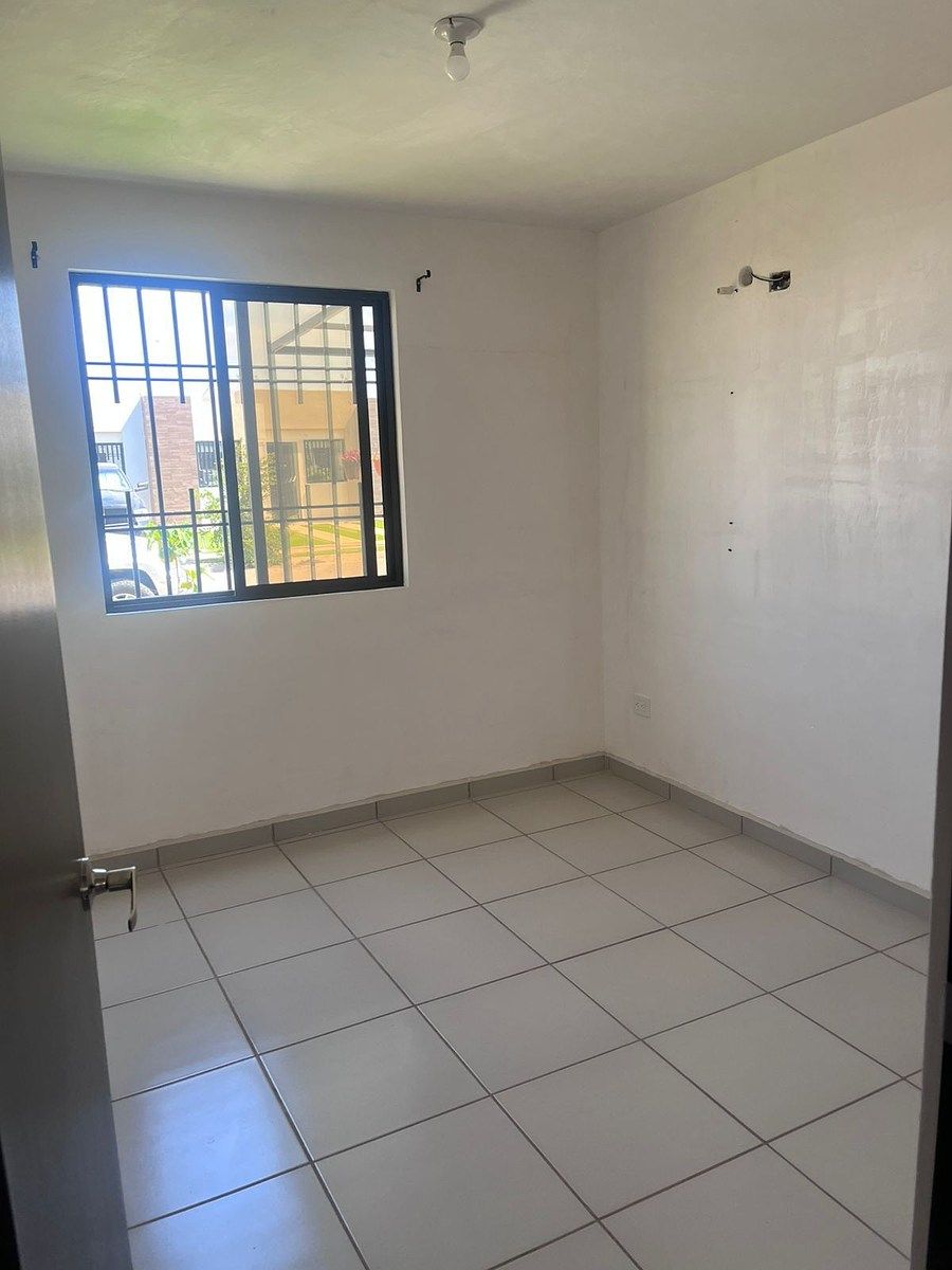 Casa en Miguel de La Madrid, Culiacán, foto 6 de 13