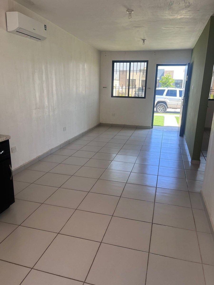 Casa en Miguel de La Madrid, Culiacán, foto 3 de 13