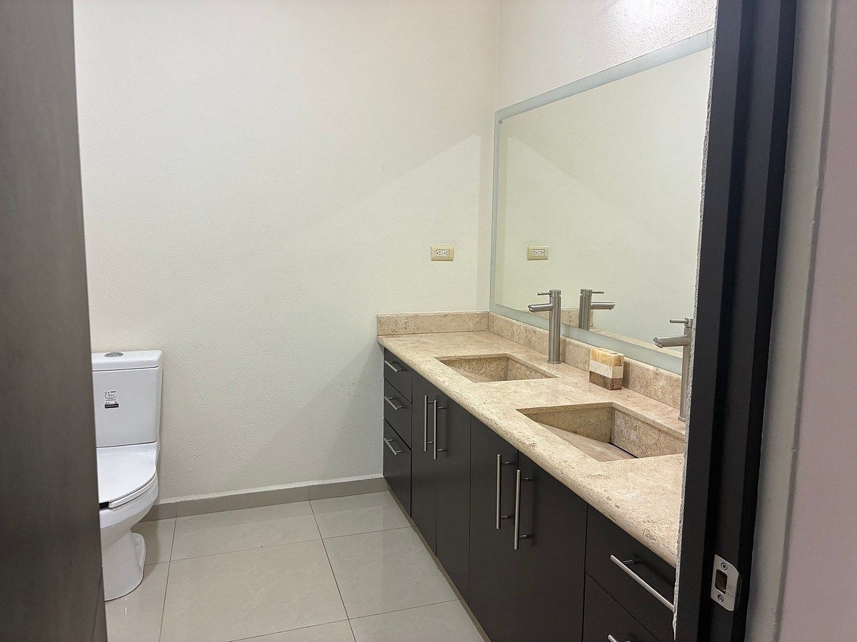Casa em Residencial el Refugio, Querétaro, foto 16 de 26