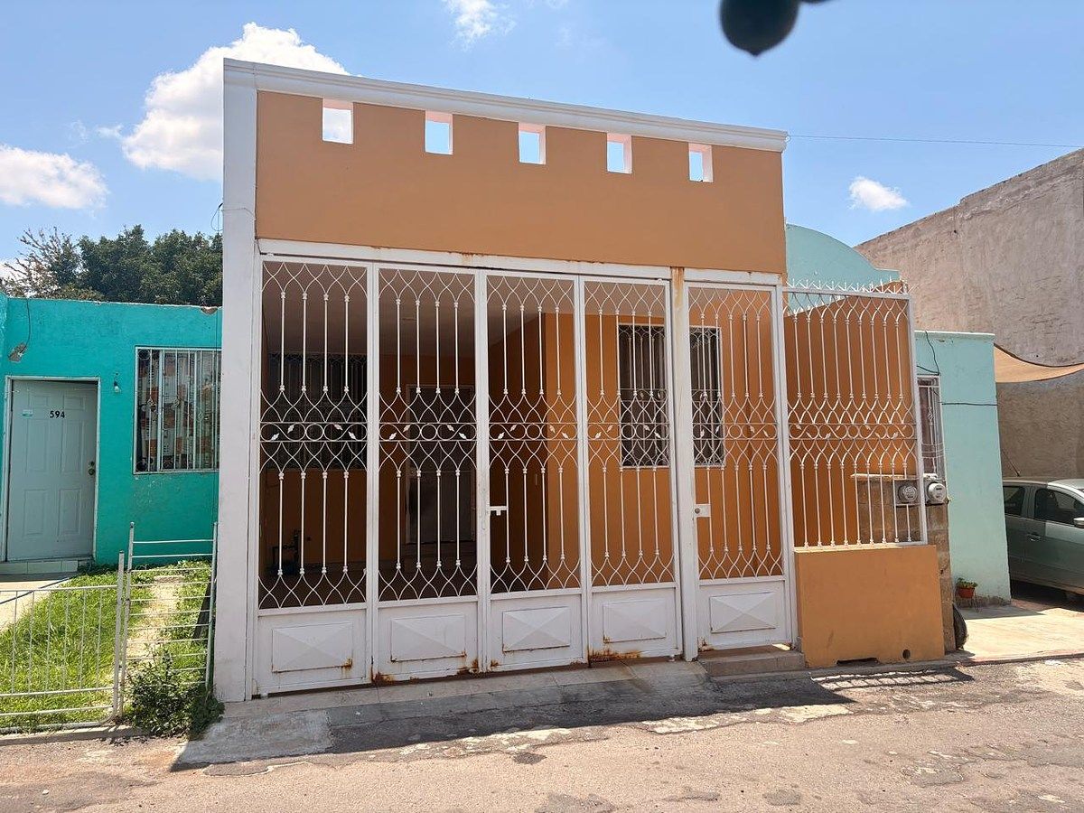 CASA À VENDA NA MISSÃO DO CAMPANÁRIO, foto 1 de 15