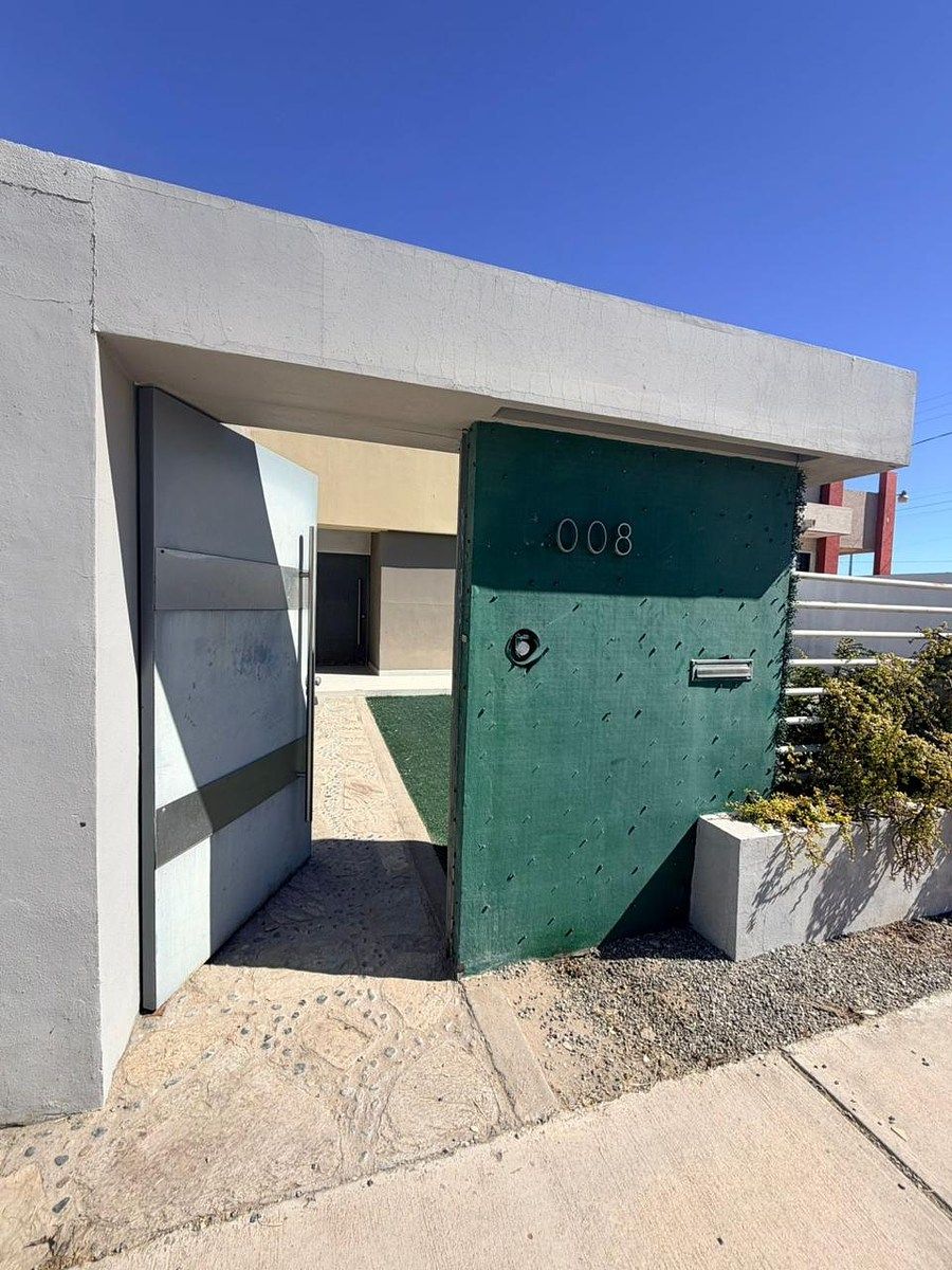 Casa en Burócrata, San Luis Río Colorado, foto 2 de 27