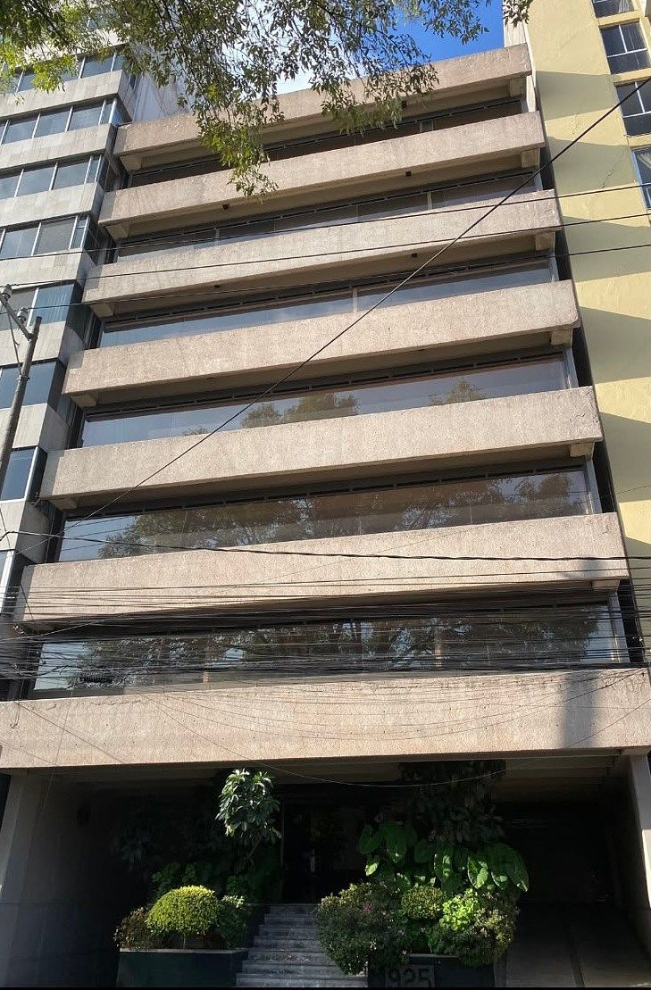 Edificio/ oficinas  de 1,650 m2 en venta en 6 pisos Del Valle Sur, photo 1 of 30