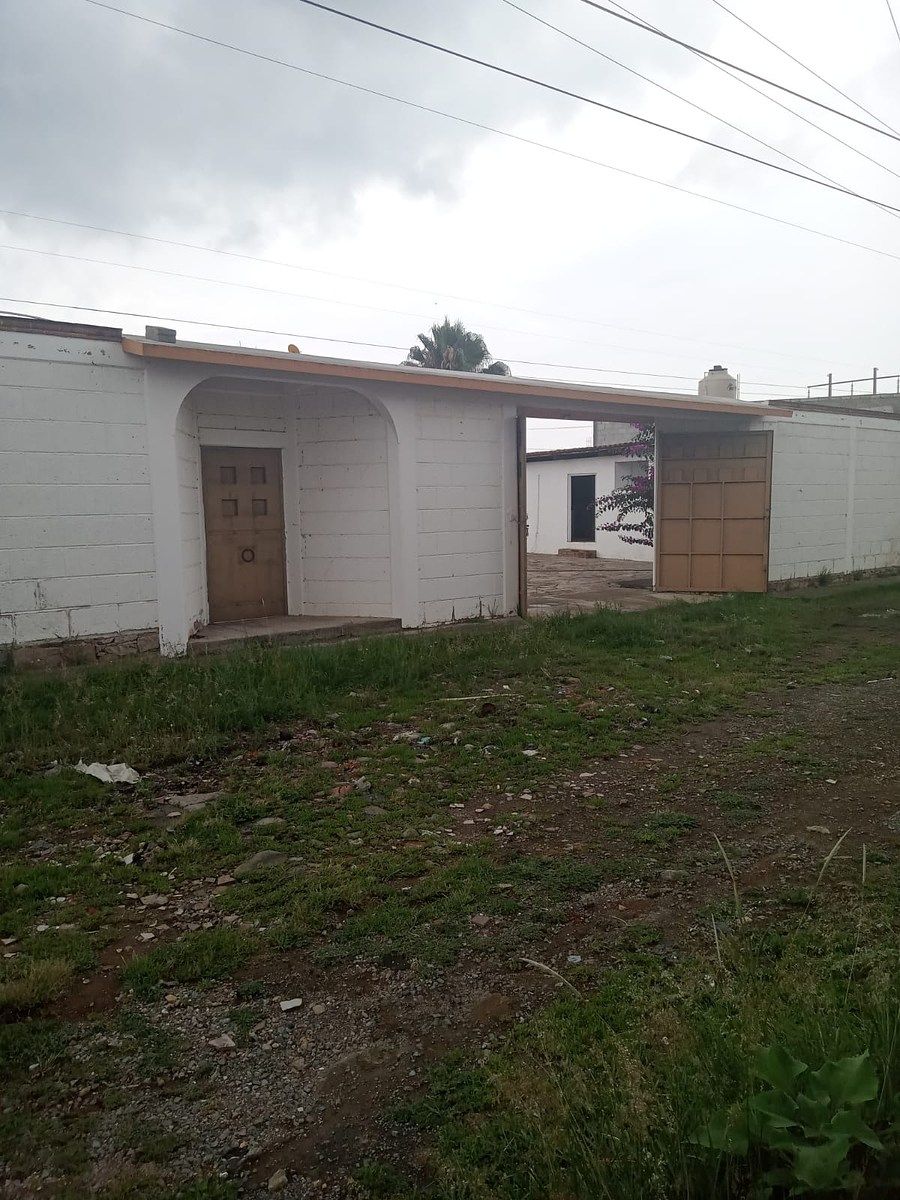 FOR SALE VILLA IN LA ESPERANZA COLON, photo 1 of 26