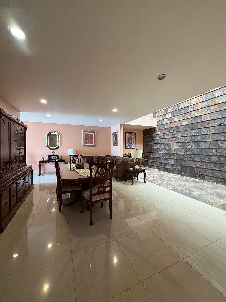 Casa en Valle Imperial, Zapopan, foto 2 de 16