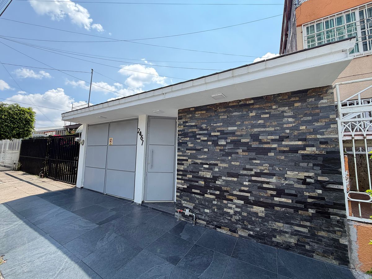 🏡 Casa Amueblada en Renta – Colonia Santa Elena, Guadalajara, foto 1 de 38