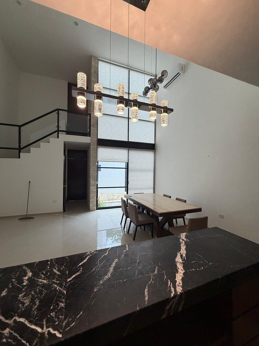 Moderna casa completamente equipada en Cholul, foto 1 de 17