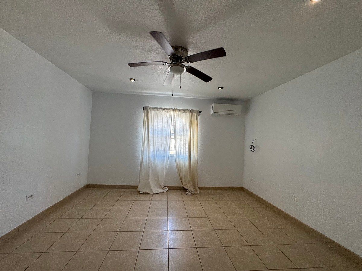 Casa en Jardines de Agua Caliente, Tijuana, foto 14 de 19