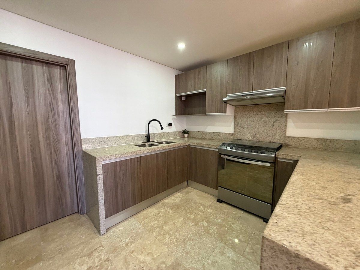 Apartment in Zona Urbana Río Tijuana, Tijuana, photo 9 of 38