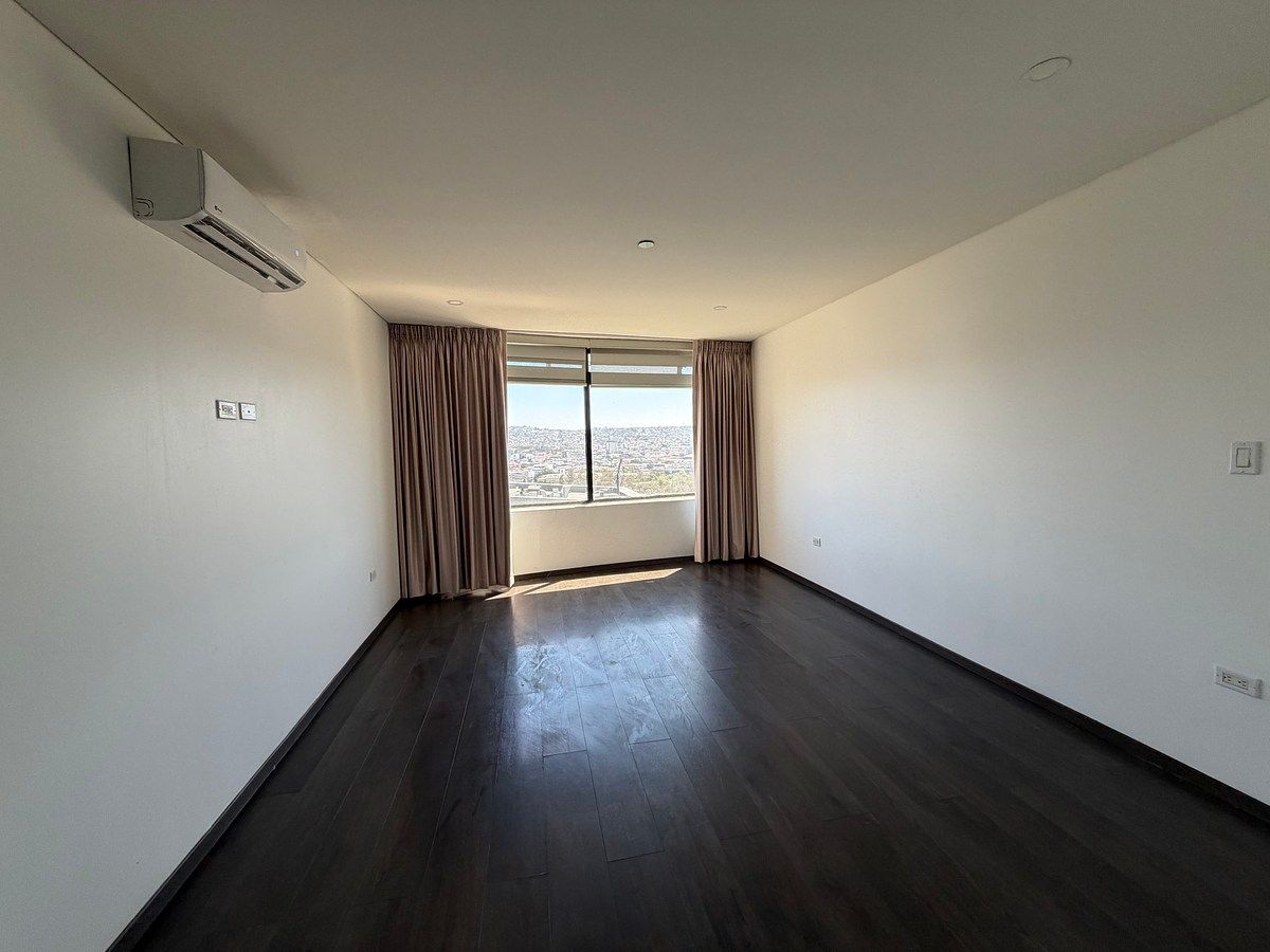 Apartment in Zona Urbana Río Tijuana, Tijuana, photo 31 of 38