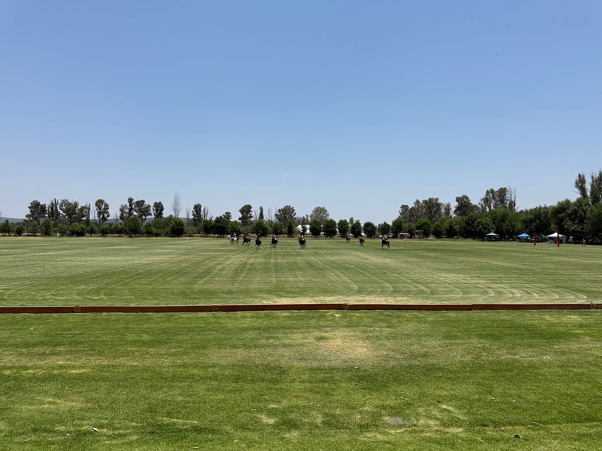 Terreno en Polo y Ski Club, El Marqués, foto 17 de 17