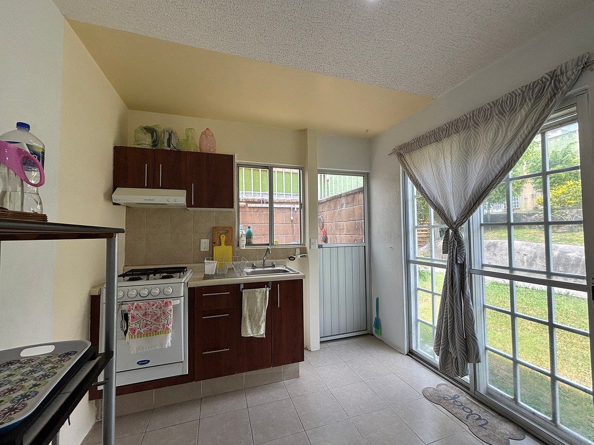 House in Gated Community in Colinas de Altar, Temixco, photo 3 of 27