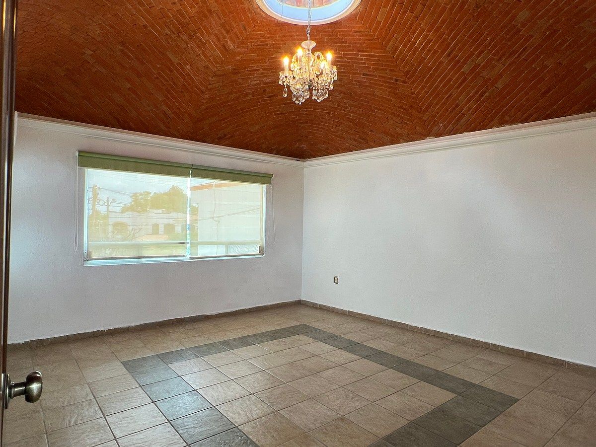 Casa em Villas del Parque, Querétaro, foto 7 de 19