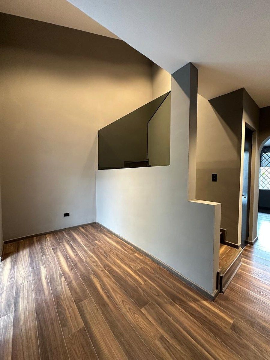 Casa em Contry la Silla, Guadalupe, foto 6 de 17