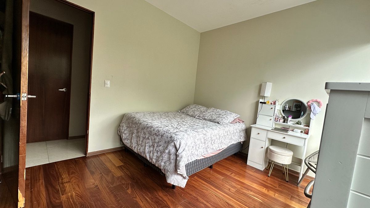 Habitación 2, foto 10 de 16