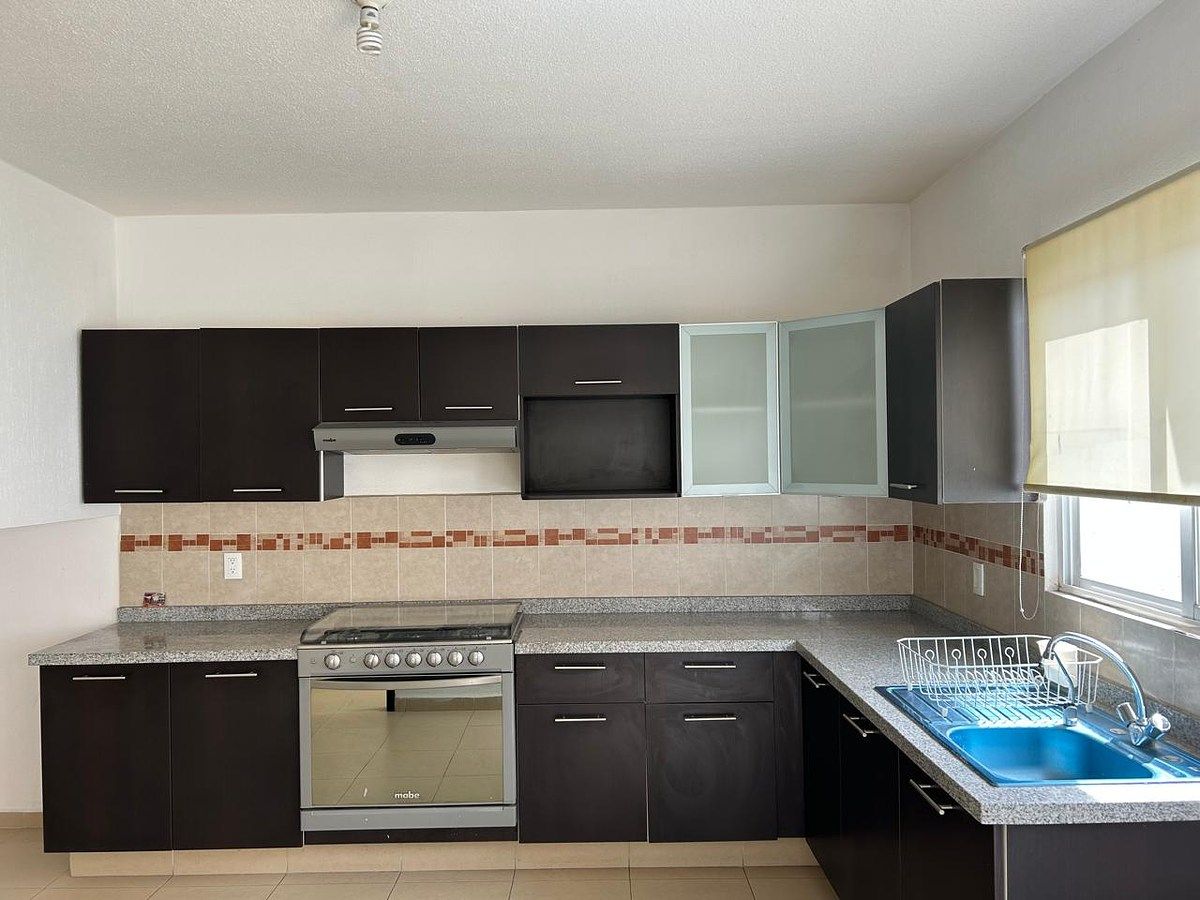 House in Gated Community in San Blas Totoltepec, Toluca, photo 3 of 35