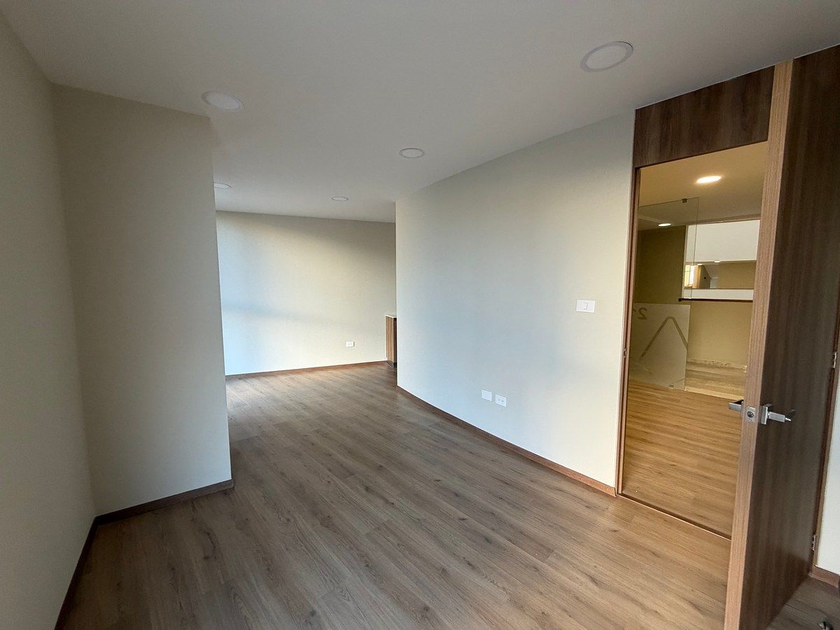 Sala Comercial em Desarrollo del Pedregal, San Luis Potosí, foto 3 de 7