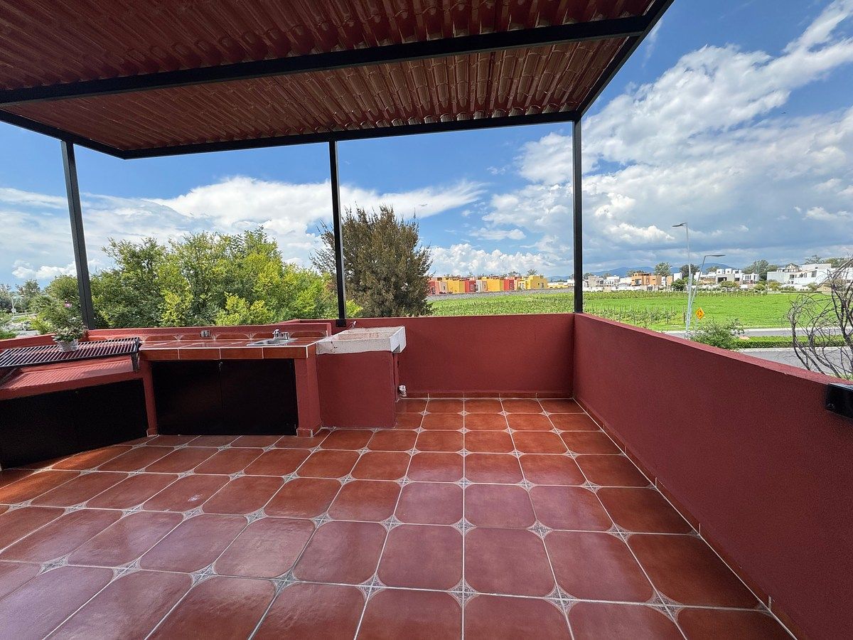 Apartment in Corralejo de Abajo, San Miguel de Allende, photo 35 of 46