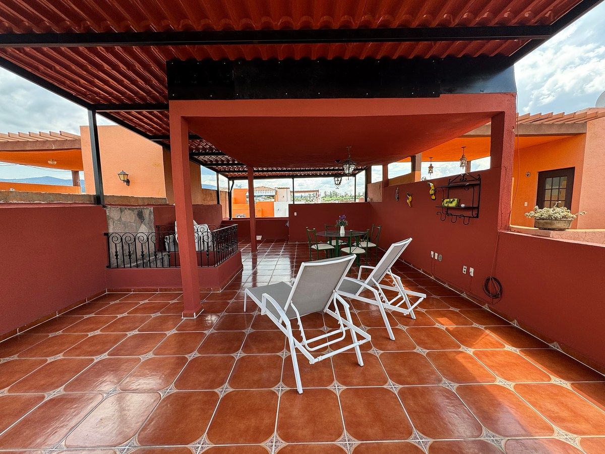 Apartment in Corralejo de Abajo, San Miguel de Allende, photo 36 of 46