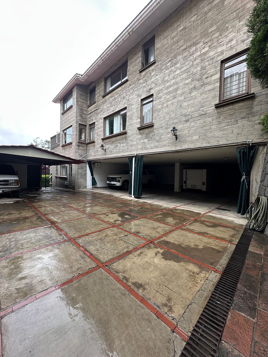House in Bosque de las Lomas, Miguel Hidalgo, photo 4 of 30