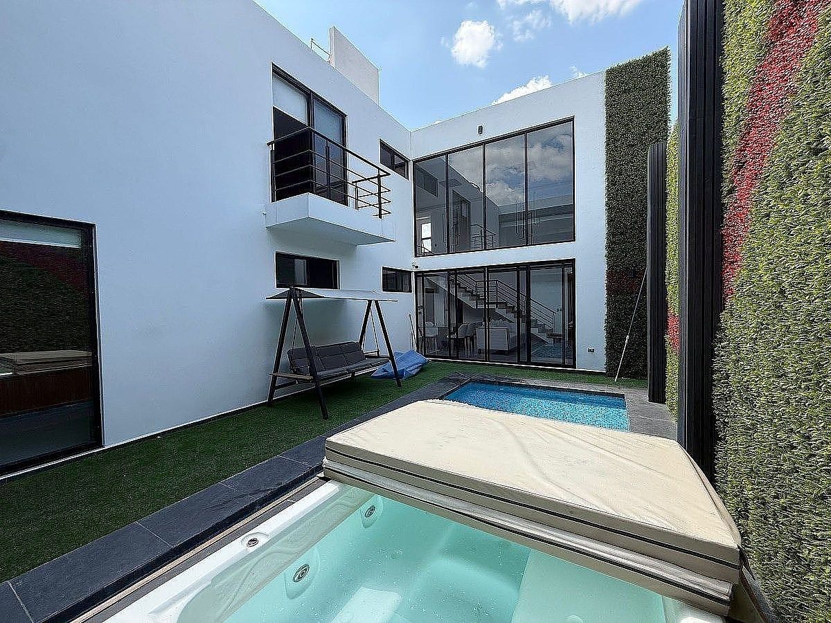 Casa en venta en Residencial Floresta, Mérida Yucatán - foto 1
