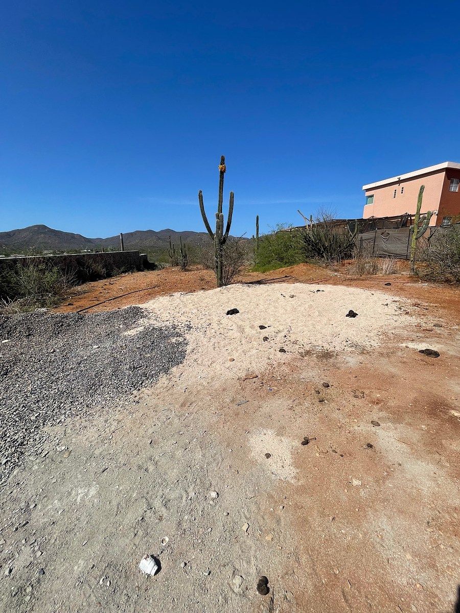 TERRENO À VENDA EM LOMAS DEL TRIUNFO, foto 1 de 26