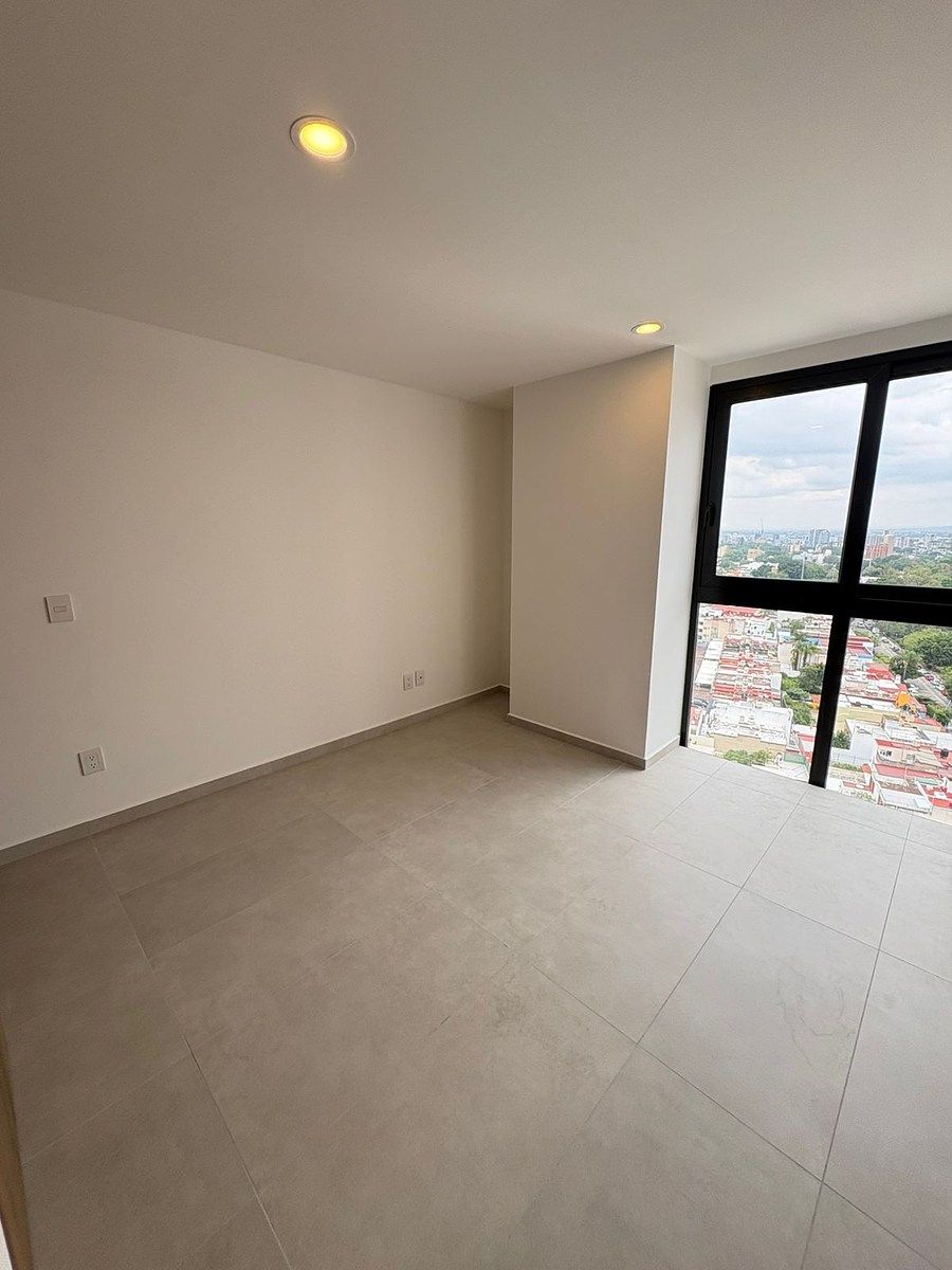 Apartment in Jardines del Bosque Centro, Guadalajara, photo 6 of 21