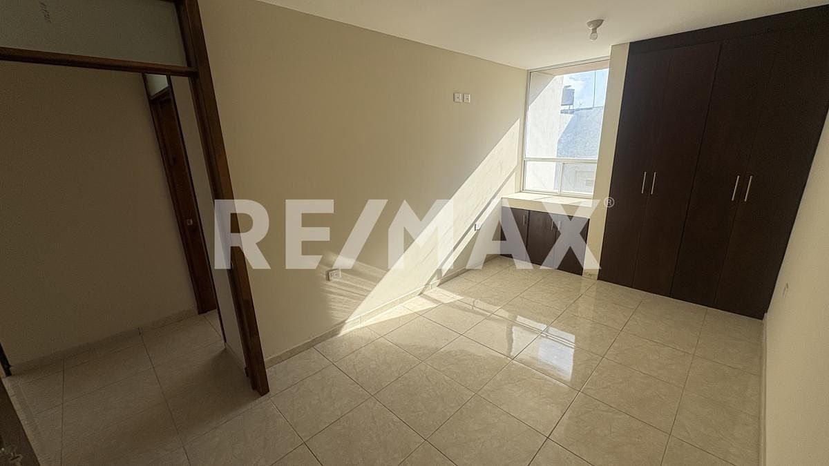 RECAMARA, photo 14 of 18