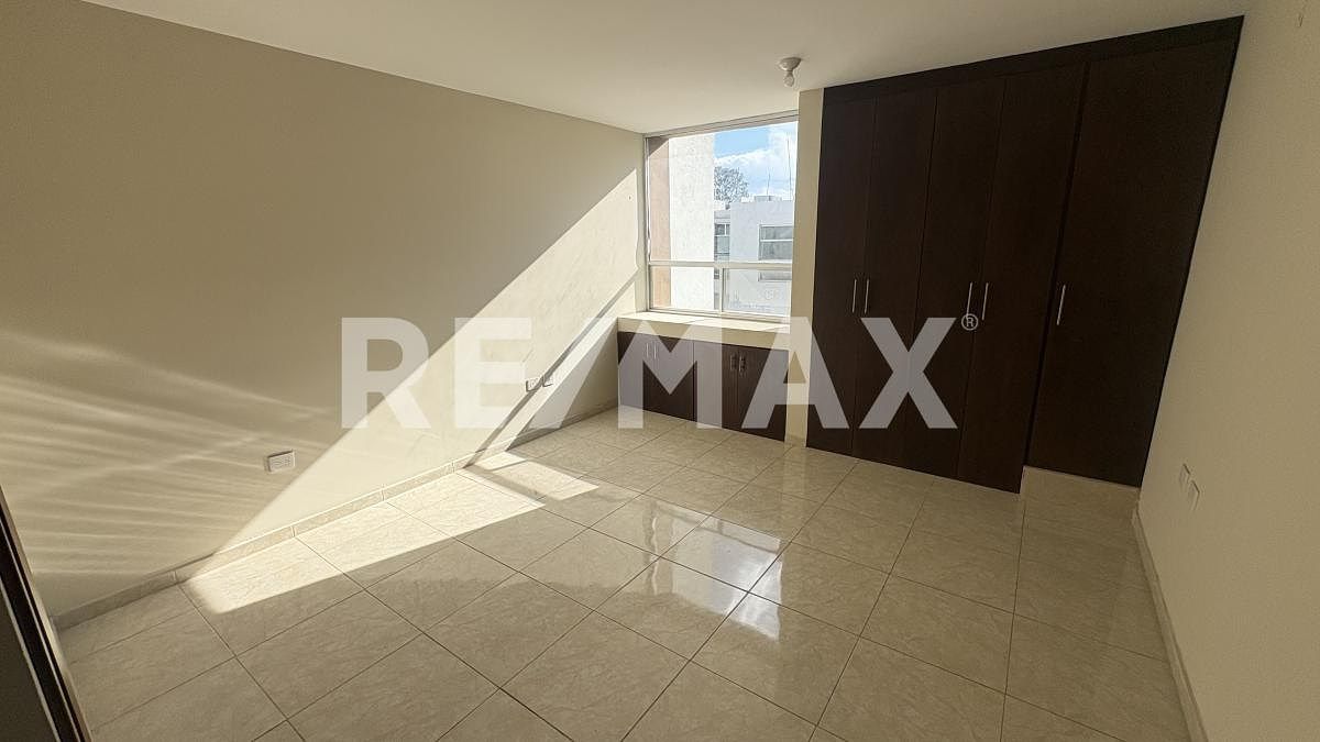 RECAMARA, photo 16 of 18
